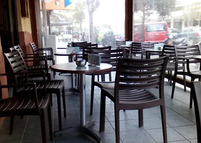 Отель Noufara 2*